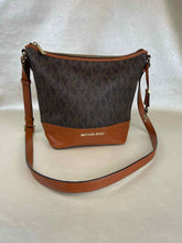 Load image into Gallery viewer, Michael Kors Coated Canvas Bucket Crossbody