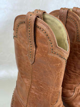 Load image into Gallery viewer, Shoe Size 8 Brown Boots