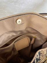 Load image into Gallery viewer, COACH Purse