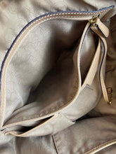 Load image into Gallery viewer, MICHAEL KORS Purse
