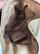 Load image into Gallery viewer, COACH Purse