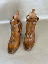Load image into Gallery viewer, Bed Stu Onfalll Womens Brown Leather Hook &amp; Loop Western Boots
