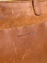 Load image into Gallery viewer, Portland Leather Goods Medium Crossbody Tote - Honey Color
