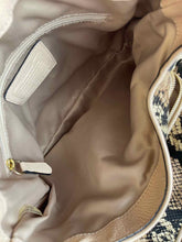 Load image into Gallery viewer, COACH Purse
