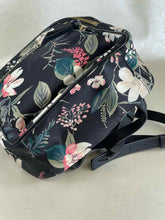 Load image into Gallery viewer, KATE SPADE BackPack
