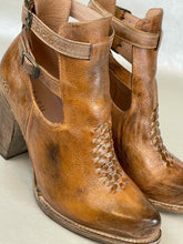 Load image into Gallery viewer, Bed Stu Onfalll Womens Brown Leather Hook &amp; Loop Western Boots

