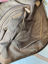 Load image into Gallery viewer, MICHAEL KORS Purse

