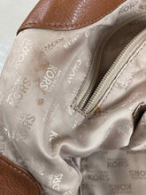 Load image into Gallery viewer, MICHAEL KORS Purse

