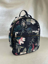 Load image into Gallery viewer, KATE SPADE BackPack
