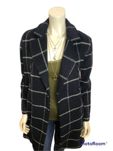 Load image into Gallery viewer, Size XS Navy/Gray Coat
